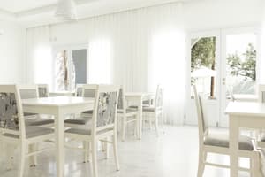 thumbnail: Breakfast area