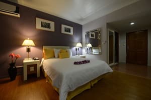 thumbnail: Room