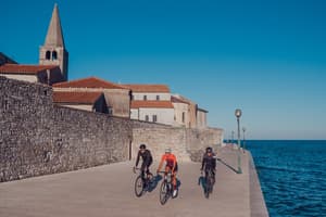 thumbnail: Bicycling