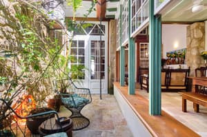 thumbnail: Terrace/patio