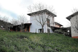 thumbnail: Exterior
