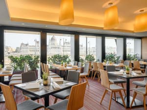 thumbnail: Restaurant