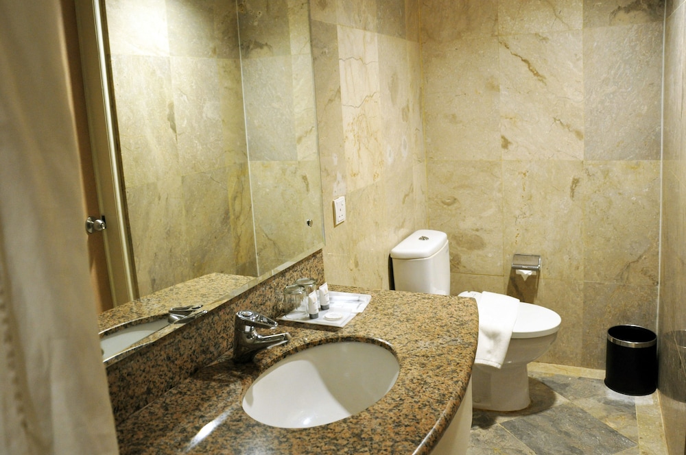 Bathroom sink