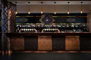 thumbnail: Bar (on property)