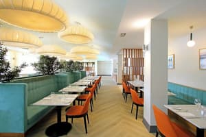 thumbnail: Restaurant