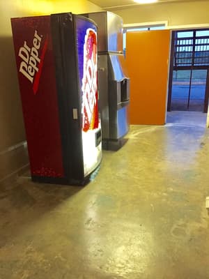 thumbnail: Vending machine