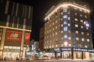 thumbnail: Exterior