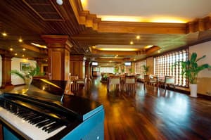 thumbnail: Restaurant