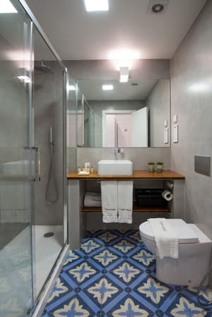 thumbnail: Bathroom