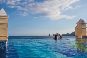 thumbnail: Infinity pool