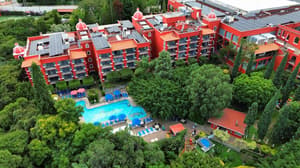 thumbnail: Exterior