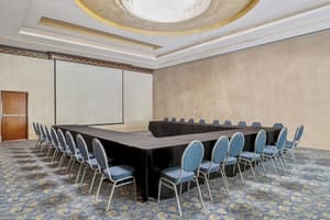 thumbnail: Banquet hall