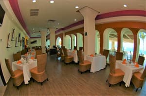thumbnail: Restaurant