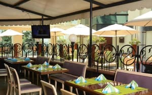 thumbnail: Restaurant