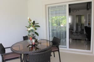thumbnail: Terrace/patio