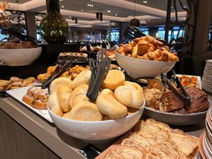 thumbnail: Breakfast buffet