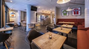 thumbnail: Bar (on property)