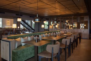 thumbnail: Restaurant