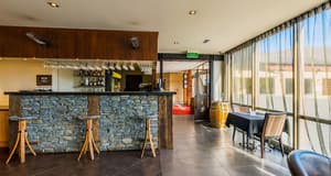 thumbnail: Bar (on property)