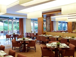 thumbnail: Bar (on property)