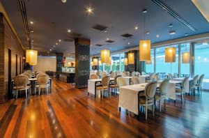 thumbnail: Restaurant