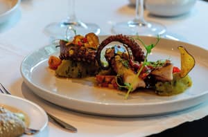 thumbnail: Restaurant