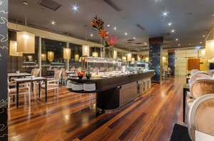 thumbnail: Restaurant