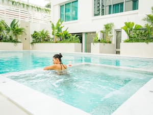thumbnail: Outdoor pool