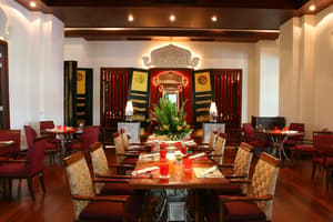 thumbnail: Restaurant