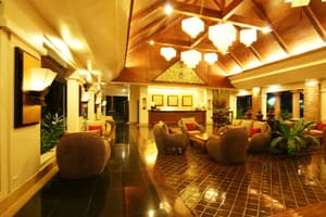 thumbnail: Lobby sitting area