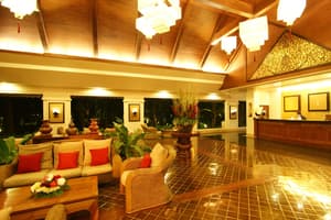 thumbnail: Lobby sitting area