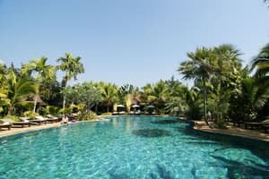 thumbnail: Outdoor pool