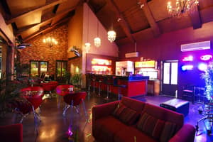 thumbnail: Bar (on property)