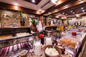 thumbnail: Breakfast buffet