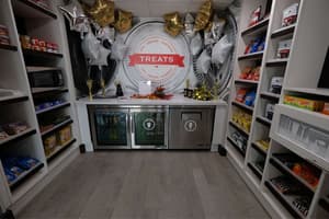 thumbnail: Reception
