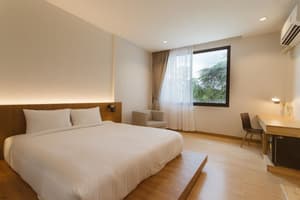 thumbnail: Room