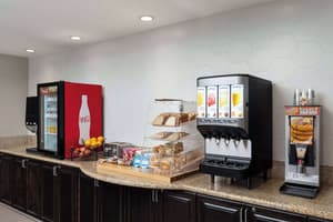 thumbnail: Breakfast area
