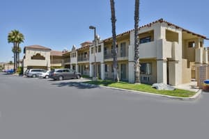 thumbnail: Exterior