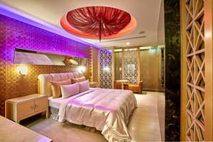thumbnail: Private spa tub