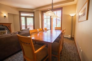 thumbnail: In-room dining