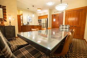 thumbnail: In-room dining