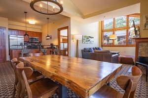 thumbnail: In-room dining