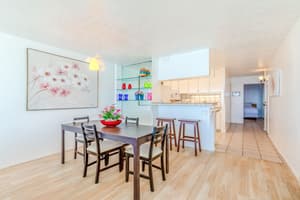 thumbnail: In-room dining