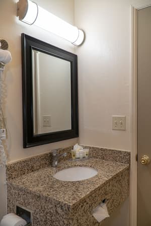thumbnail: Bathroom sink