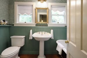 thumbnail: Bathroom