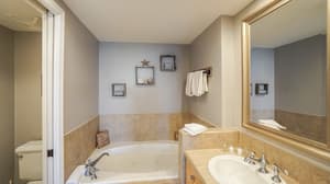 thumbnail: Jetted tub