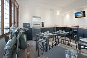 thumbnail: Breakfast area