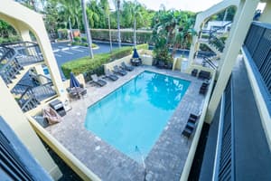 thumbnail: Pool