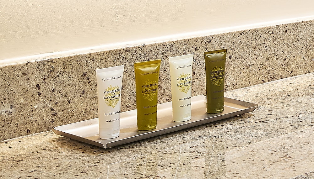 Bathroom amenities