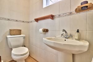 thumbnail: Bathroom